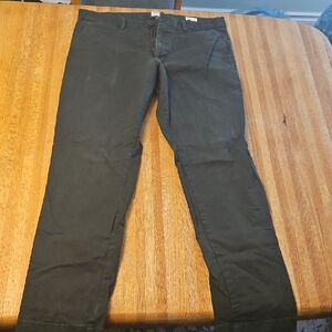 GAP Men's Dark Green Chinos